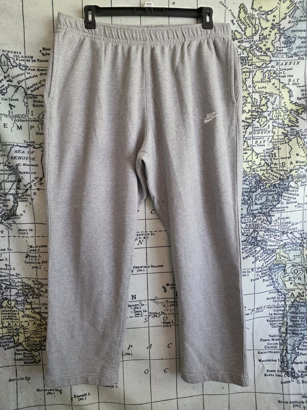 Nike Gray Fleece Sweatpants with Small Swoosh